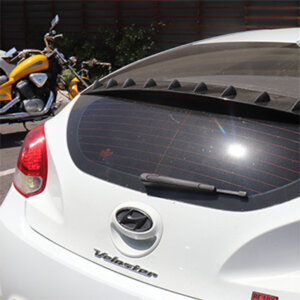 AeroHance Pods on the Hatchback of a Hyundai Veloster